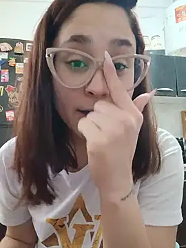 Snapshot of linameii chatting on June 2026 12:27:02 PM linameii online show from June 2026 12:27:02 PM
