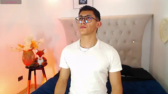 SalvadorFit online show from September 2025 08:22:02 PM