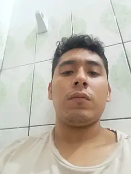 Snapshot of latinbigcock1_ chatting on October 2025 12:20:01 AM latinbigcock1 online show from October 2025 12:20:01 AM