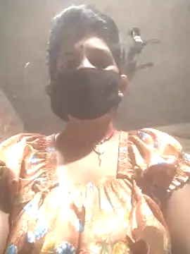 Hott cutgirl online show from November 2025 04:06:01 PM