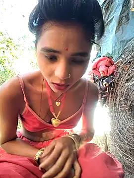 Snapshot of R_Roshni chatting on January 2026 02:16:01 AM R Roshni online show from January 2026 02:16:01 AM