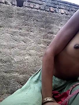 Snapshot of R_Roshni chatting on January 2026 02:26:02 AM R Roshni online show from January 2026 02:26:02 AM