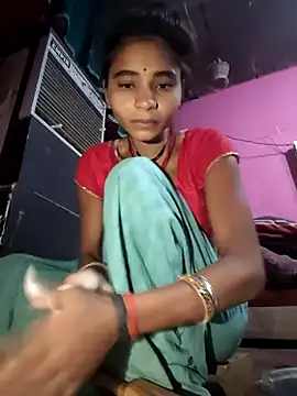 Snapshot of R_Roshni chatting on January 2026 12:14:02 AM R Roshni online show from January 2026 12:14:02 AM