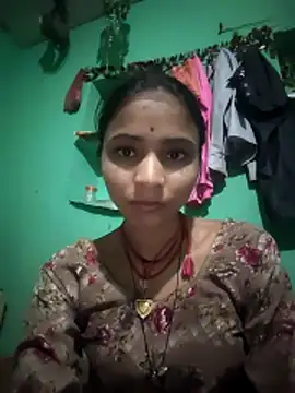 Snapshot of R_Roshni chatting on February 2026 03:54:01 PM R Roshni online show from February 2026 03:54:01 PM