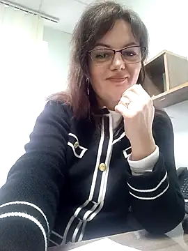 ValeriaLove43211 online show from December 2025 12:02:02 PM