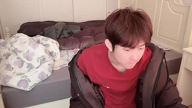 Snapshot of xlong00099 chatting on December 2025 06:18:01 AM xlong00099 online show from December 2025 06:18:01 AM