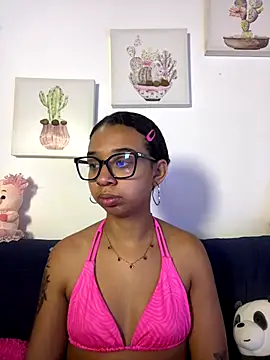 Suzanelee1 online show from January 2026 01:24:01 PM