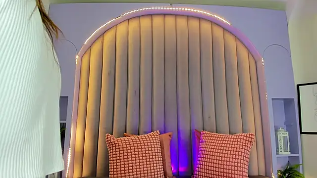 Snapshot of KeendraFox_ chatting on September 2025 07:27:01 PM KeendraFox online show from September 2025 07:27:01 PM