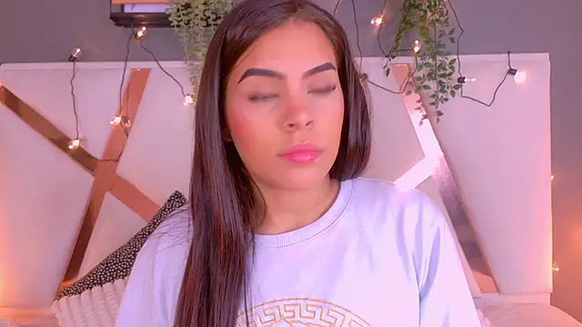 Snapshot of KeendraFox_ chatting on September 2025 07:30:01 PM KeendraFox online show from September 2025 07:30:01 PM