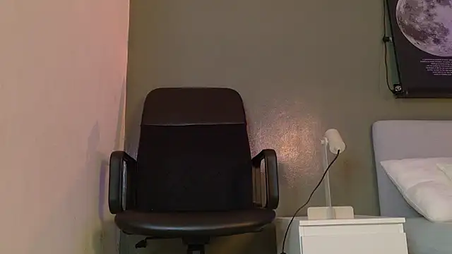 Snapshot of KeendraFox_ chatting on November 2025 10:16:01 AM KeendraFox online show from November 2025 10:16:01 AM