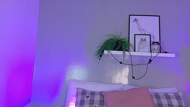 Snapshot of KeendraFox_ chatting on November 2025 10:26:01 AM KeendraFox online show from November 2025 10:26:01 AM