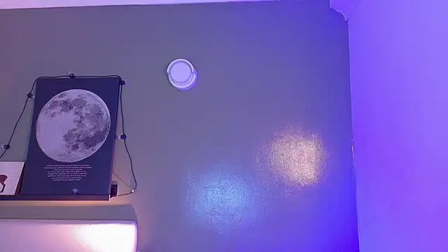 Snapshot of KeendraFox_ chatting on November 2025 10:36:01 AM KeendraFox online show from November 2025 10:36:01 AM