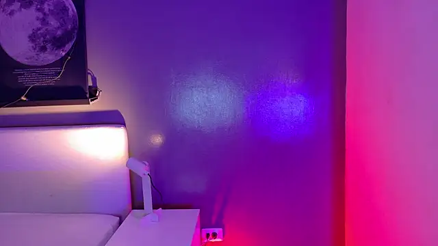 Snapshot of KeendraFox_ chatting on November 2025 10:25:01 AM KeendraFox online show from November 2025 10:25:01 AM