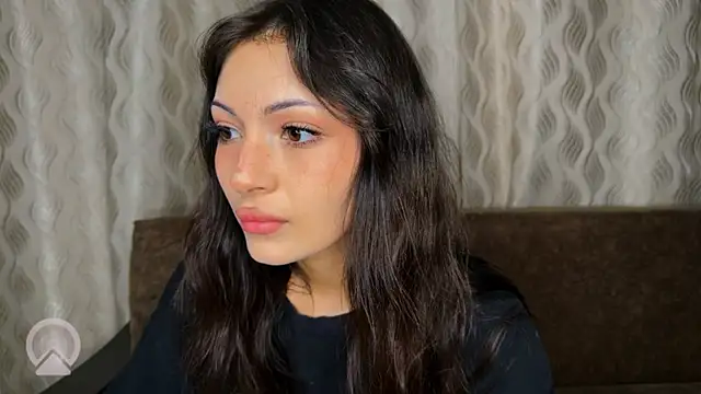 Snapshot of sweeet_strawberies chatting on September 2025 04:31:02 PM sweeet strawberies online show from September 2025 04:31:02 PM