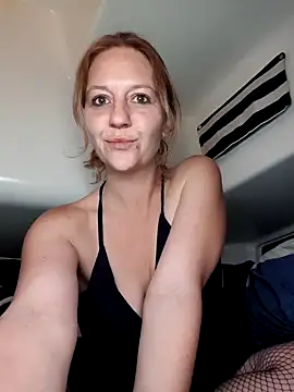 anayshotgirl online show from September 2025 08:13:01 PM