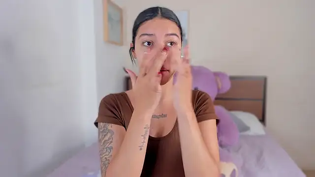 SofiaClarkson online show from January 2026 01:49:01 PM