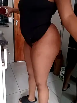 FeminineLady online show from February 2026 08:44:02 AM