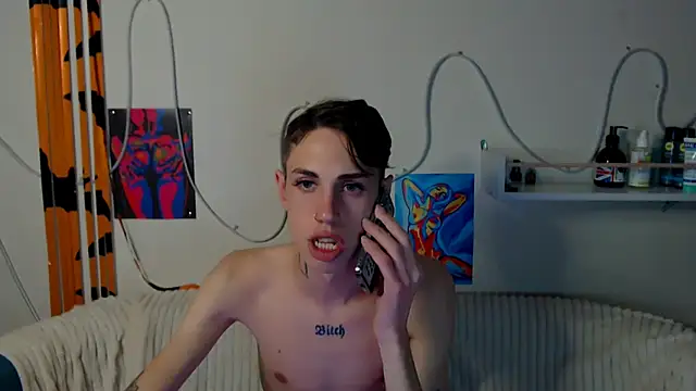 AlexNaughty14 online show from November 2025 01:00:01 PM