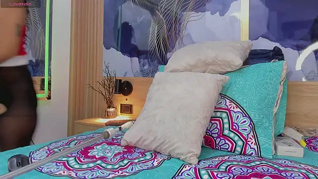 Anabacker01 online show from December 2025 07:23:02 PM