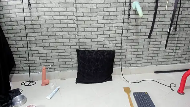 BDSM MEDUZA online show from January 2026 11:40:02 PM