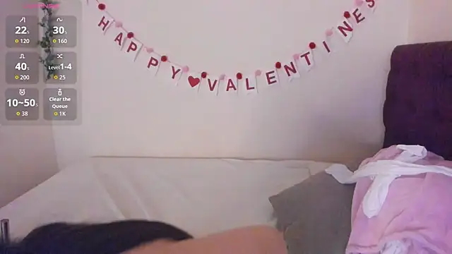 Dulcee 1 online show from February 2026 11:28:02 AM