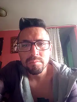 Lionardovssf35 online show from October 2025 09:23:02 PM