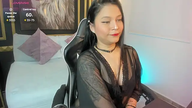 Snapshot of nare_celebi_ chatting on September 2025 07:30:02 PM nare celebi online show from September 2025 07:30:02 PM