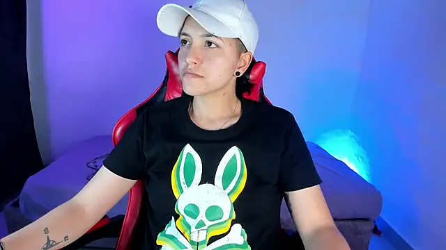 nicocoox online show from November 2025 02:00:02 AM