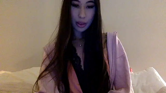 Snapshot of pinkybaby444 chatting on September 2025 04:04:02 AM pinkybaby444 online show from September 2025 04:04:02 AM