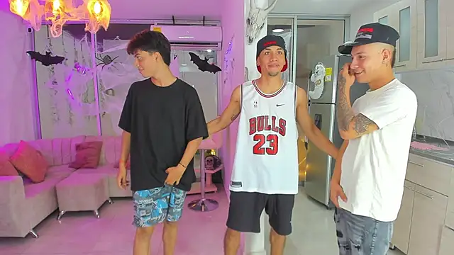 Houseofwarrios online show from September 2025 05:55:02 AM