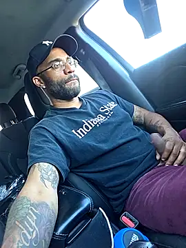 Snapshot of Justahungdad chatting on October 2025 09:35:02 PM Justahungdad online show from October 2025 09:35:02 PM