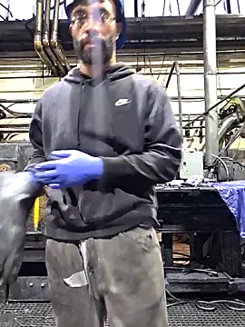 Snapshot of Justahungdad chatting on October 2025 12:06:01 PM Justahungdad online show from October 2025 12:06:01 PM