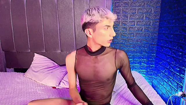 Erick Velveth online show from November 2025 04:50:02 AM