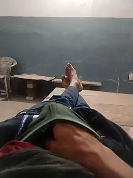 VickyMonster5 online show from November 2025 09:08:01 PM