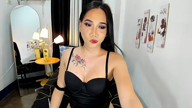 Snapshot of SexyAsianCockTS chatting on October 2025 06:42:01 PM SexyAsianCockTS online show from October 2025 06:42:01 PM