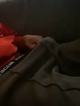 Ryan2205 online show from October 2025 01:43:02 PM