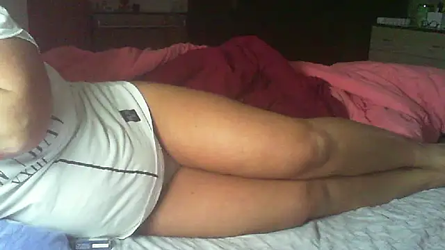 Lauray1 online show from February 2026 06:28:01 PM