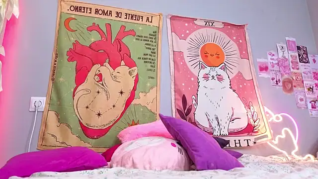 Leri Dells online show from April 2026 02:00:02 AM