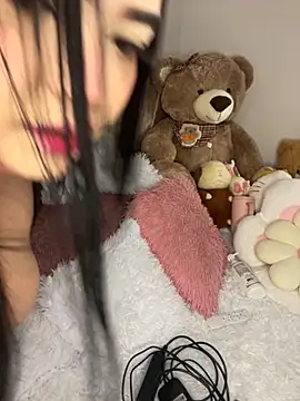 Mericute  online show from October 2025 03:07:01 AM