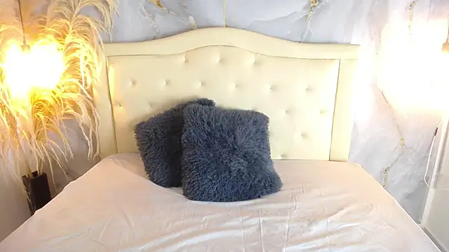 Samy moore14 online show from November 2025 02:53:02 PM