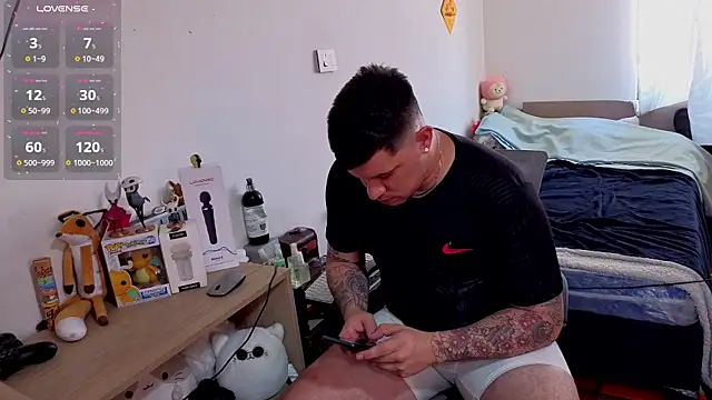 ryden 01 online show from November 2025 03:43:02 PM