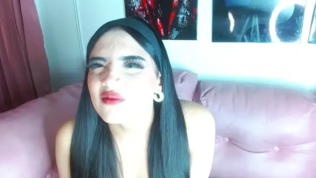 ladymooncs online show from December 2025 05:48:02 AM