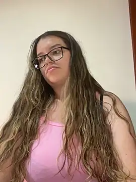 Aphrill online show from October 2025 02:21:01 AM