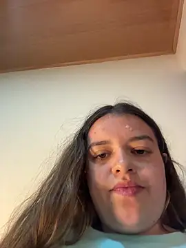 Snapshot of Aphrill chatting on January 2026 08:45:02 PM Aphrill online show from January 2026 08:45:02 PM