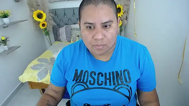 hotlesby valery online show from October 2025 12:38:02 PM