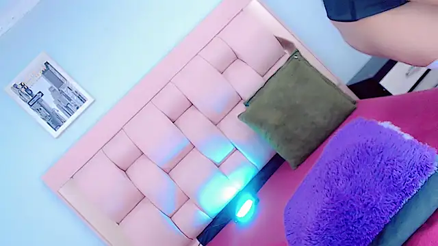 AdharaDaboin online show from October 2025 03:50:02 AM