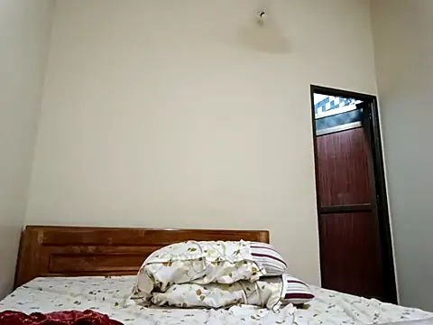 kkshan0923 online show from April 2026 12:20:02 AM