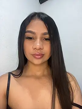 Snapshot of gabriela_paris chatting on July 2026 01:14:01 AM gabriela paris online show from July 2026 01:14:01 AM