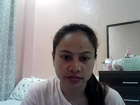 Amarrahlyn online show from November 2025 09:58:01 PM