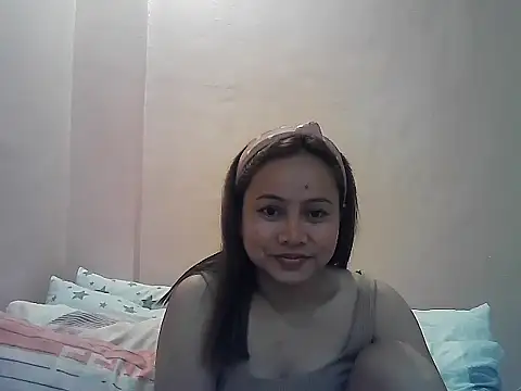 Snapshot of Amarrahlyn chatting on June 2026 09:13:02 PM Amarrahlyn online show from June 2026 09:13:02 PM